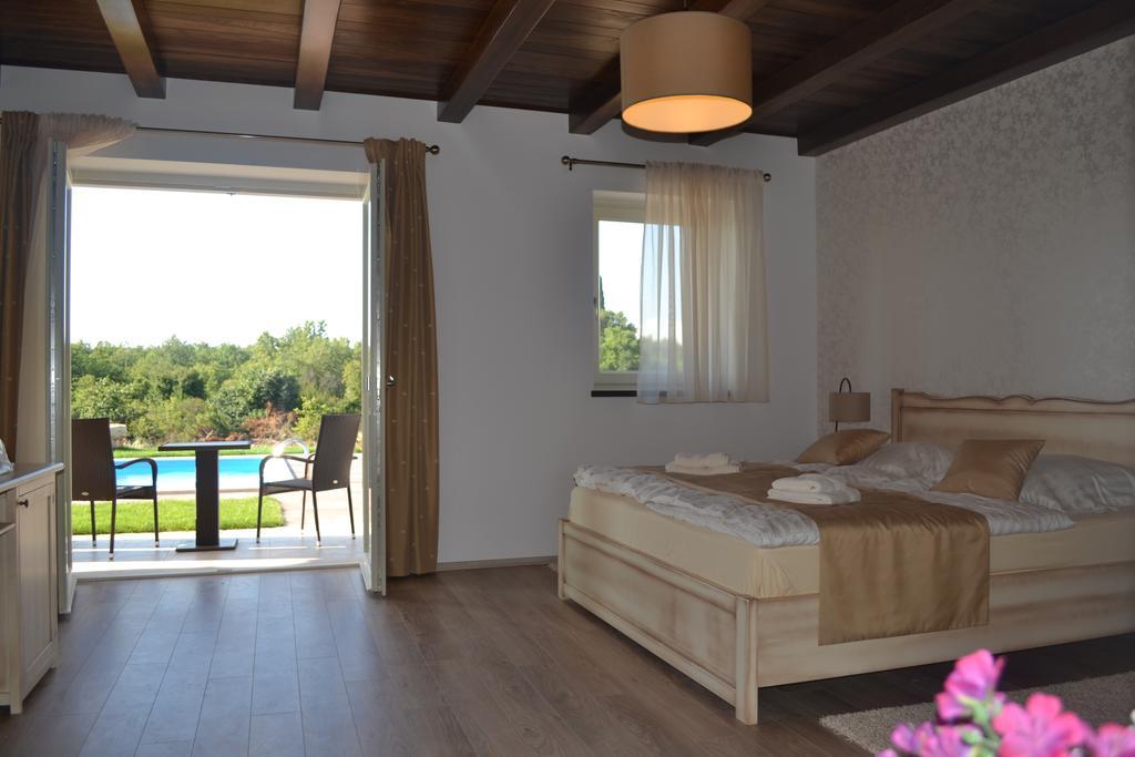 Bed & Breakfast Daniela Veleniki Szoba fotó